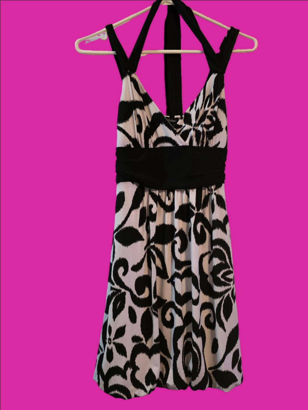 4/$25 Deal! Le chateau Black and White Mini Dress